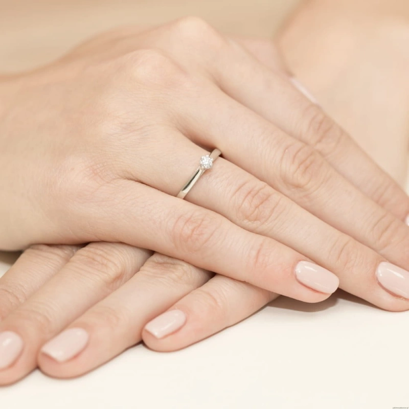 Pierścionek W0311 Diament Laboratoryjny 0,10ct białe złoto