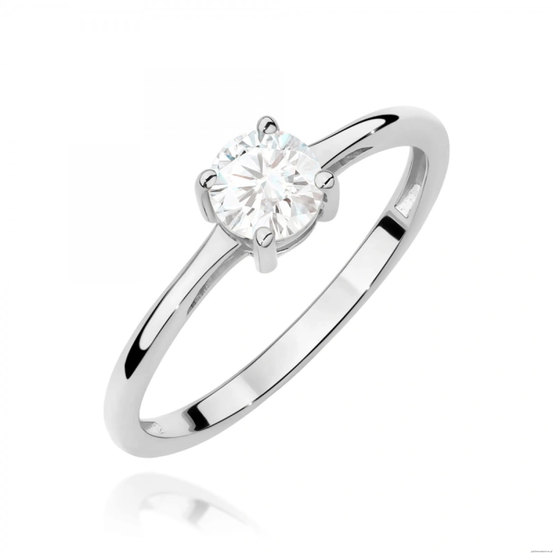 Pierścionek W0656 Biały Szafir 0,60ct białe złoto