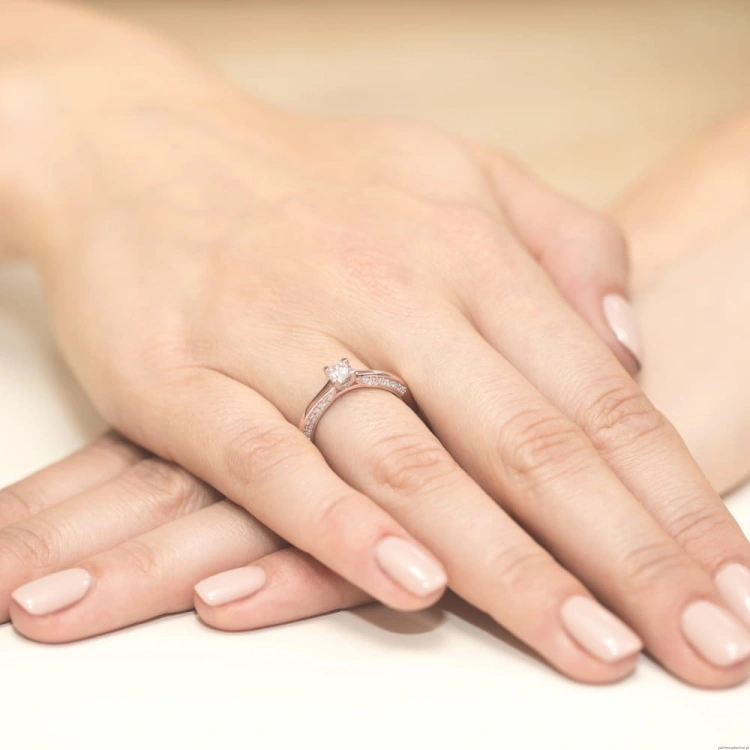 Pierścionek W0009 Diament Laboratoryjny 0,30ct różowe złoto