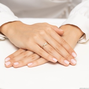 Pierścionek W0709 Diament 0,01ct żółte złoto