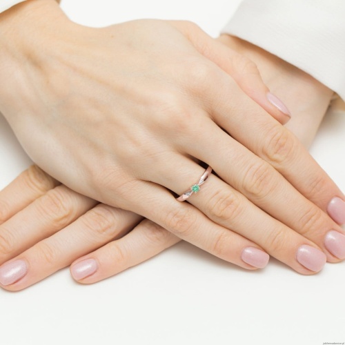 Pierścionek W0469 Szmaragd 0,15ct różowe złoto