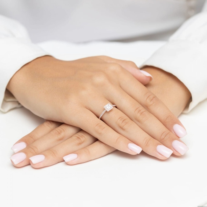 Pierścionek W0591 Diament laboratoryjny 0,30ct różowe złoto