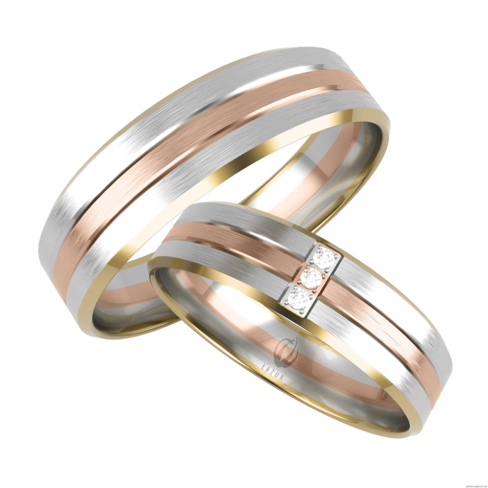 8ab5f19f122cd690230e036c9a3a01eb