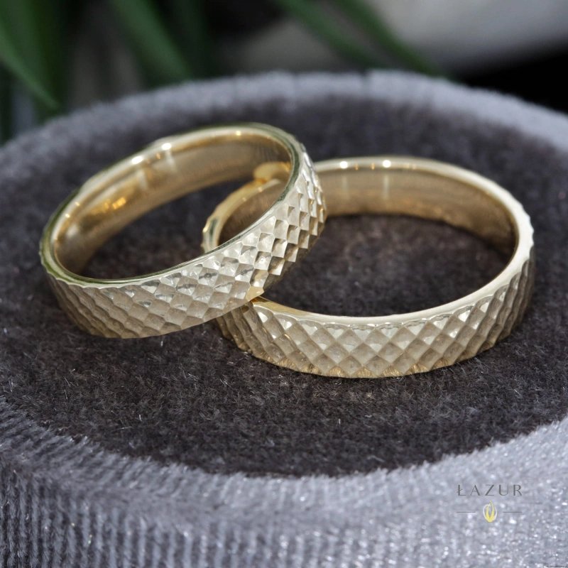 afd8832c7339235aed5b3dc2ce92fa78