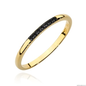 Pierścionek W0607 z czarnymi diamentami żółte złoto