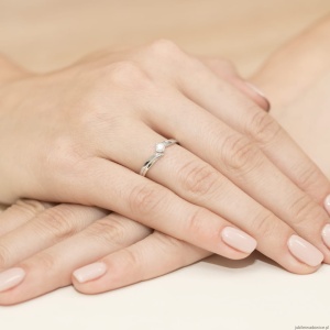 Pierścionek W0231B Diament 0,30ct Białe złoto 375