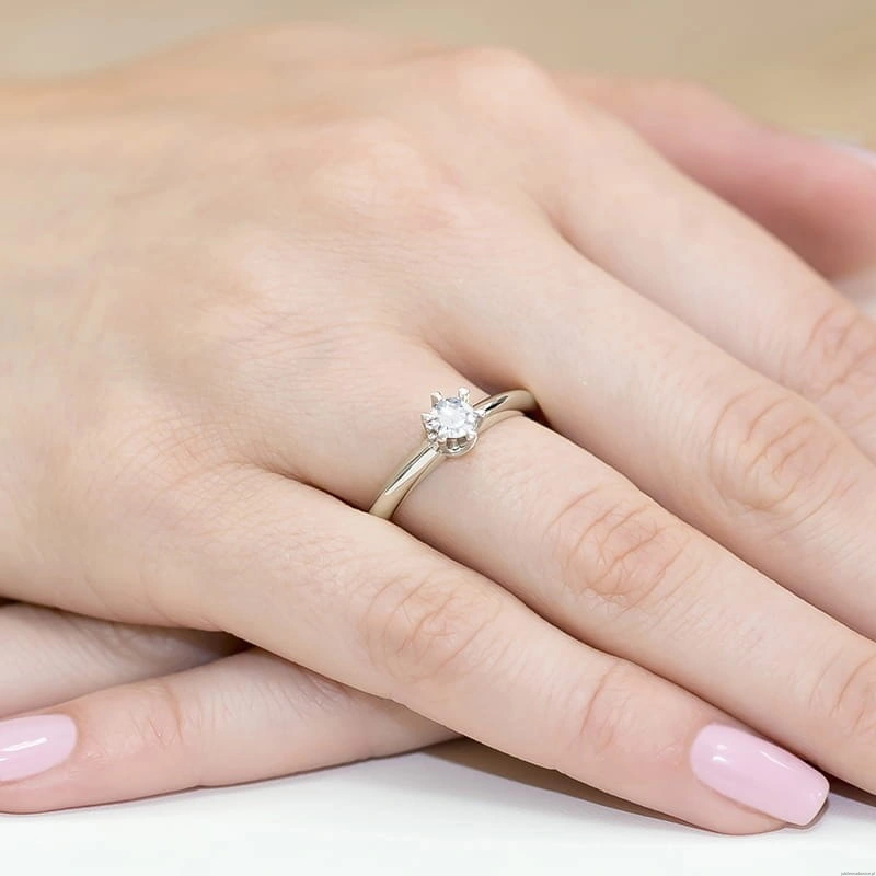 Pierścionek W0267 Diament 0,30ct Białe złoto 375