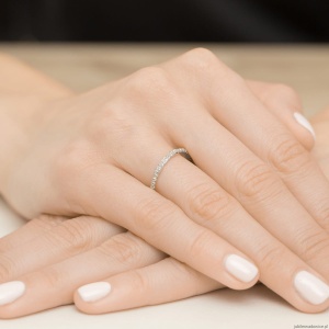 Pierścionek W0479 z diamentami białe złoto 375