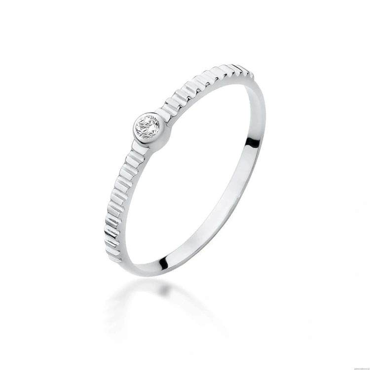 Pierścionek W0512 Diament 0,04ct białe złoto 375
