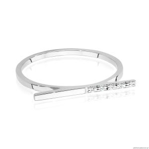 Pierścionek W0537 z diamentami białe złoto 375