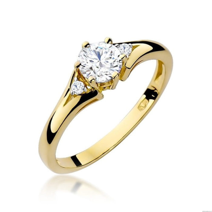Pierścionek W0076 Biały Szafir 0,60ct żółte złoto 375