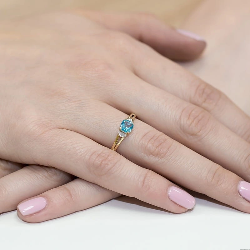 Pierścionek W0039 Topaz Swiss 0,70ct żółte złoto 375