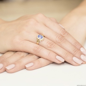 Pierścionek W0037 Tanzanit 0,70ct żółte złoto 375