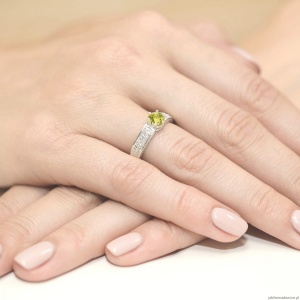 Pierścionek W0075 Oliwin 0,60ct białe złoto 375