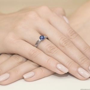 Pierścionek W0014 Szafir 0,50ct białe złoto 375