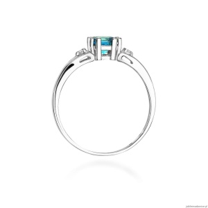 Pierścionek W0044 Topaz Swiss 0,70ct białe złoto 375