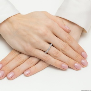 Pierścionek W0634 z diamentami białe złoto 375