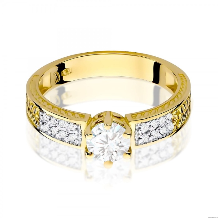 Pierścionek W0075 Biały Szafir 0,60ct żółte złoto 375