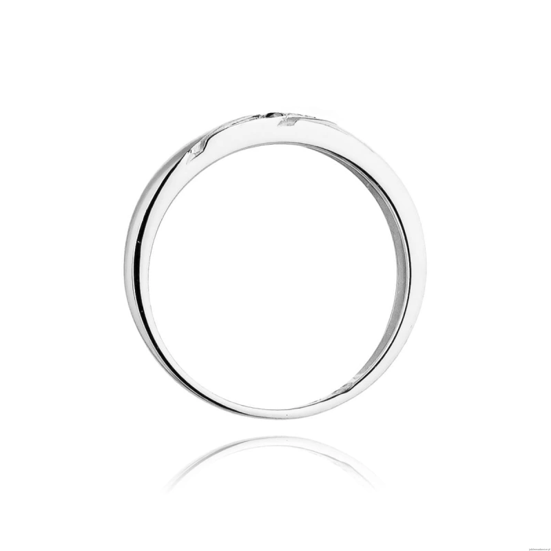 Pierścionek W0118 z czarnymi Diamentami białe złoto 375