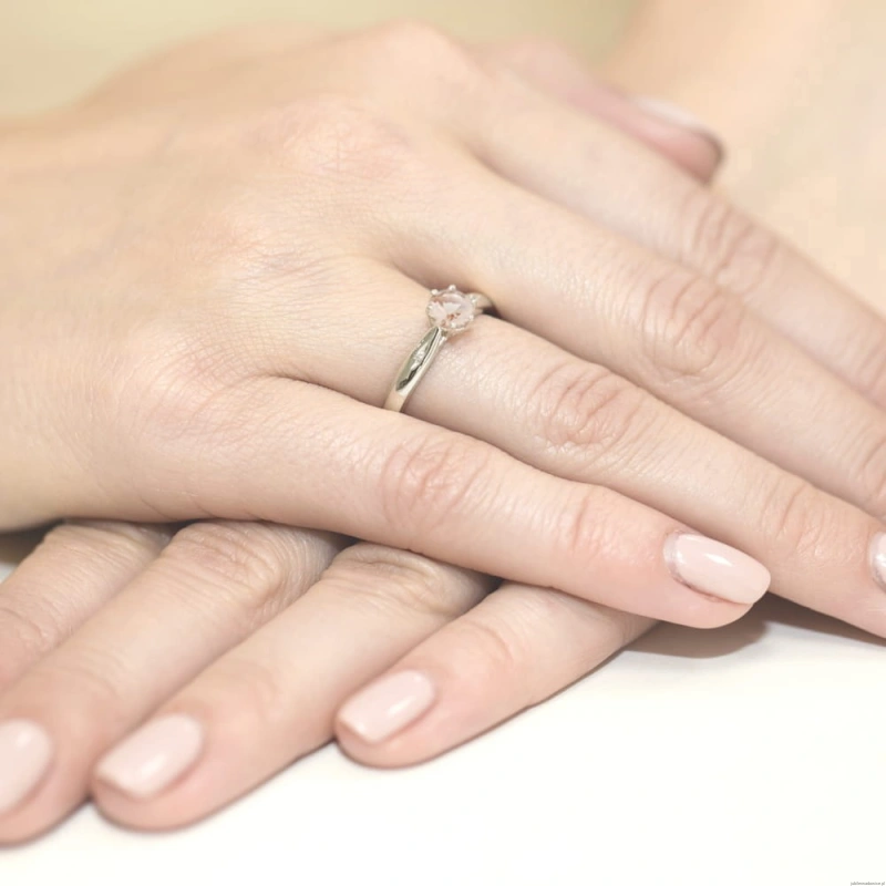 Pierścionek W0074 Morganit 0,40ct białe złoto 375