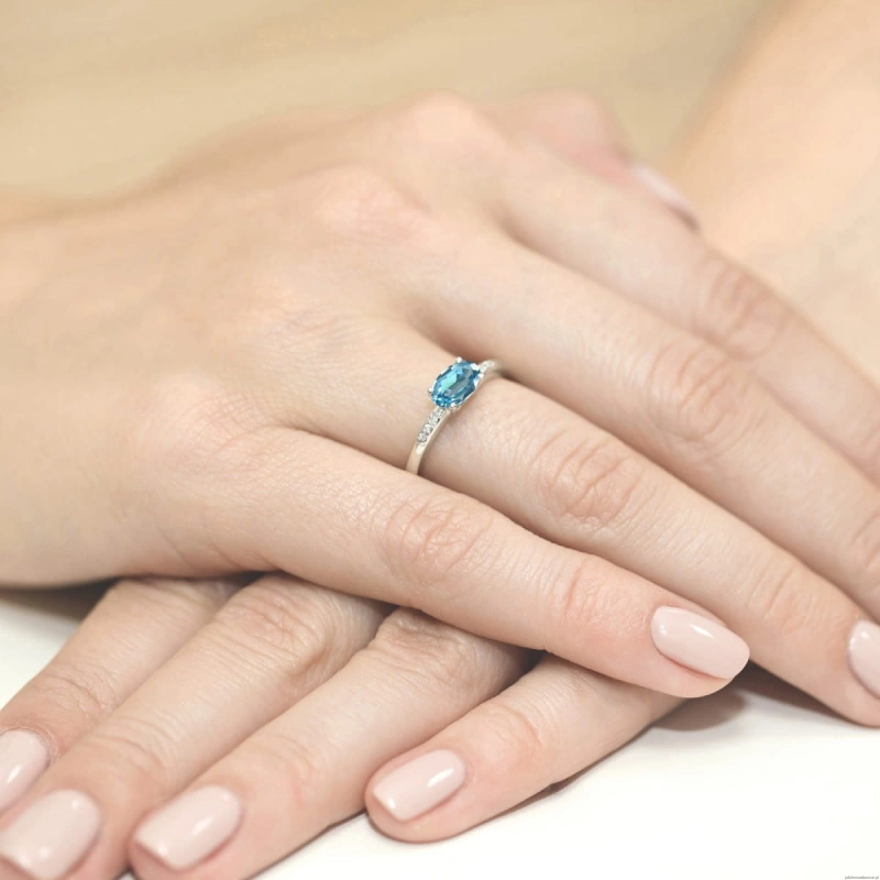 Pierścionek W0077 Topaz Swiss 0,50ct białe złoto 375