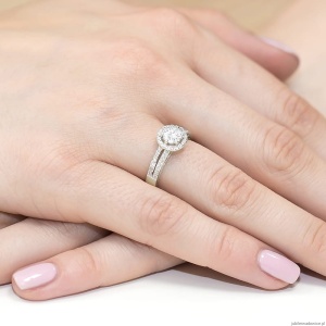 Pierścionek W0087 Biały Szafir 0,60ct białe złoto 375