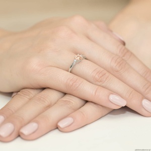 Pierścionek W0010 Morganit 0,40ct białe złoto 375