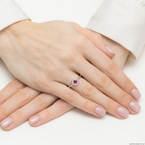 Pierścionek W0616 Rubin 0,30ct żółte złoto 375