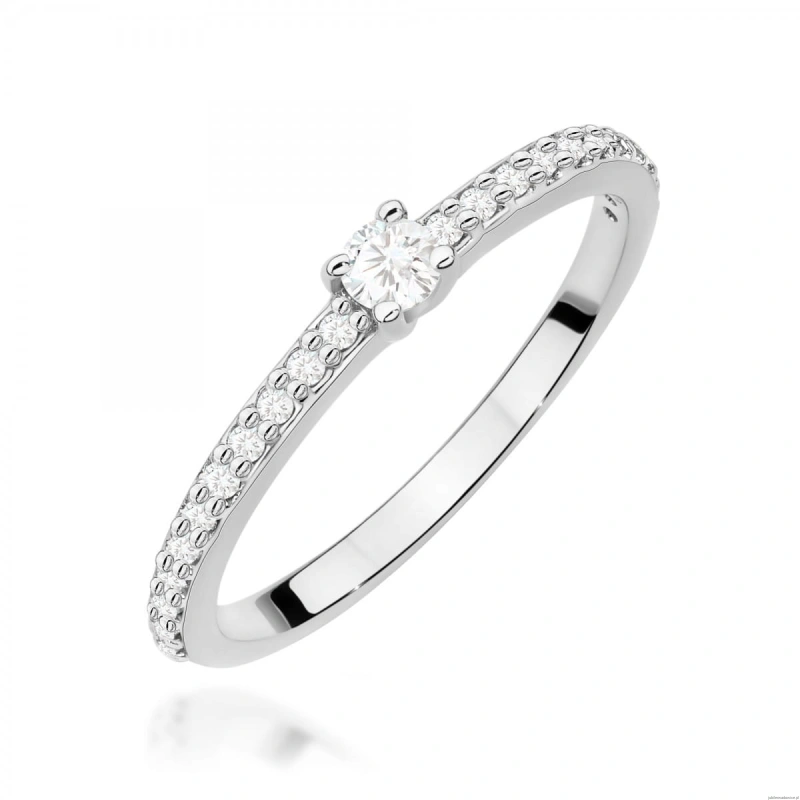 Pierścionek W0676 z diamentami białe złoto 375
