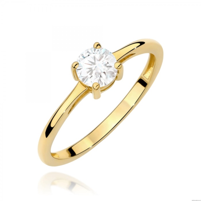 Pierścionek W0656 Biały Szafir 0,60ct żółte złoto 375
