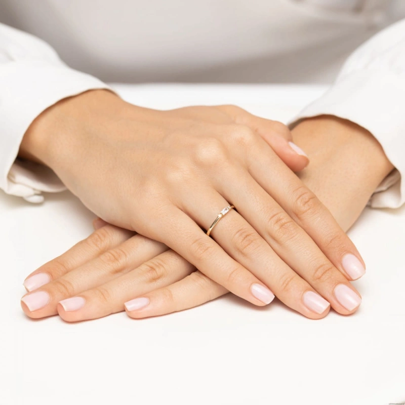 Pierścionek W0714 Diament 0,13ct żółte złoto 375