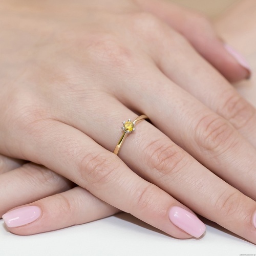 Pierścionek W0256 Diament Laboratoryjny żółty 0,15ct żółte złoto