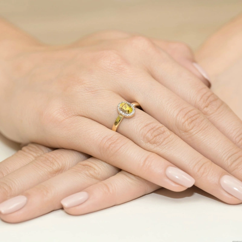 Pierścionek W0330 Diament Laboratoryjny żółty 0,50ct żółte złoto
