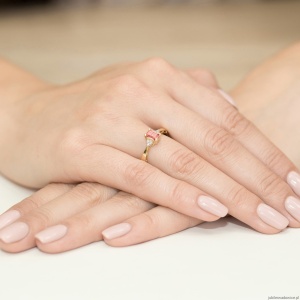 Pierścionek W0002 Diament laboratoryjny różowy 0,50ct żółte złoto