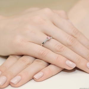 Pierścionek W0399 Diament Laboratoryjny różowy 0.15ct białe złoto 375