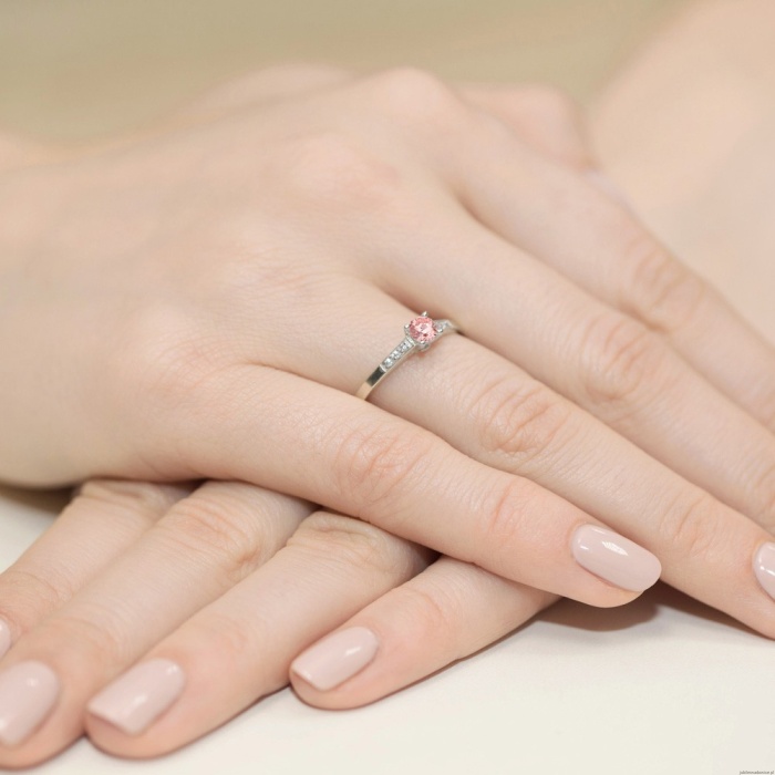 Pierścionek W0399 Diament Laboratoryjny różowy 0.15ct białe złoto 375