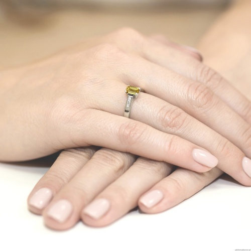 Pierścionek W0078 Diament laboratoryjny żółty 0,50ct białe złoto 375