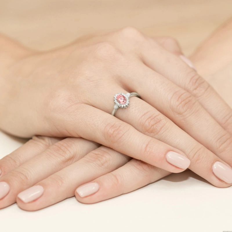 Pierścionek W0312 Diament laboratoryjny różowy 0,50ct białe złoto