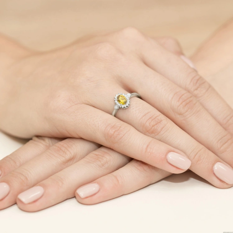 Pierścionek W0312 Diament laboratoryjny żółty 0,50ct białe złoto 375