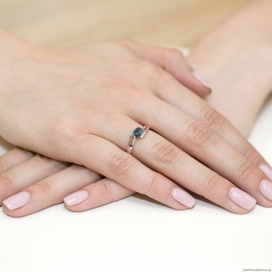 Pierścionek W0119 Topaz London Blue 0,50ct złoto różowe 375