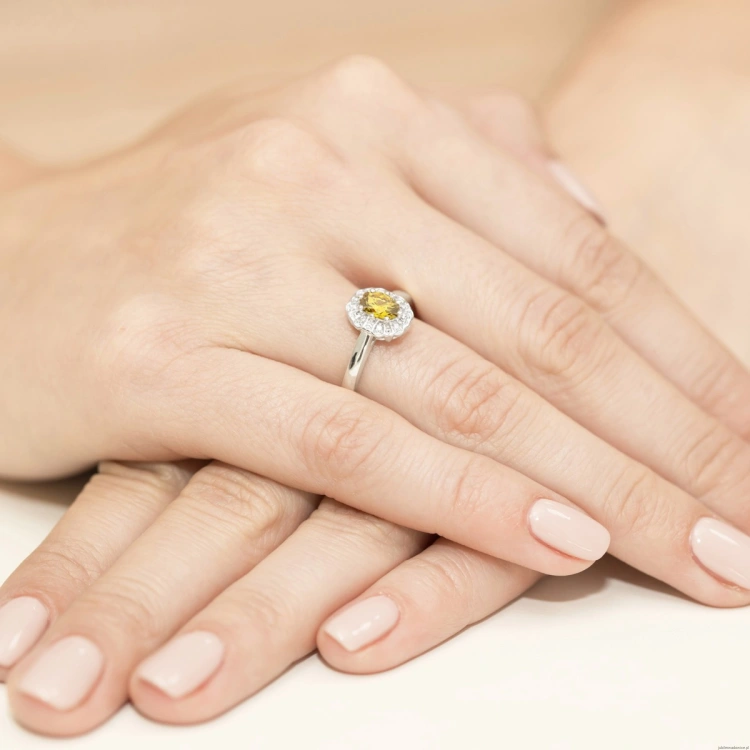 Pierścionek Diament Laboratoryjny 0,50ct żółty białe złoto 375